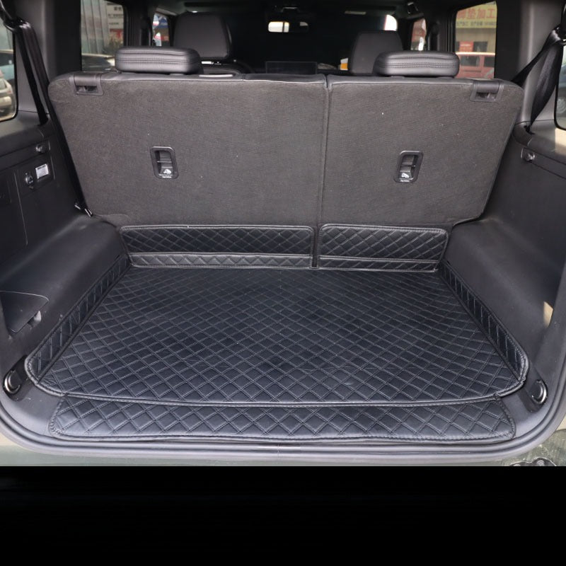 Trunk mat suitable for BAW 212 t01